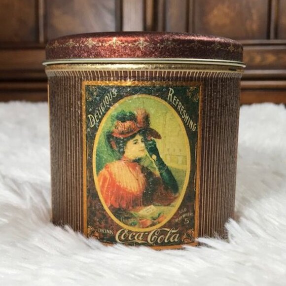 Set of 3 Vintage Coca-Cola Privileged Ladies Shimmer Round + Oval Mint Tins - Picture 2 of 15